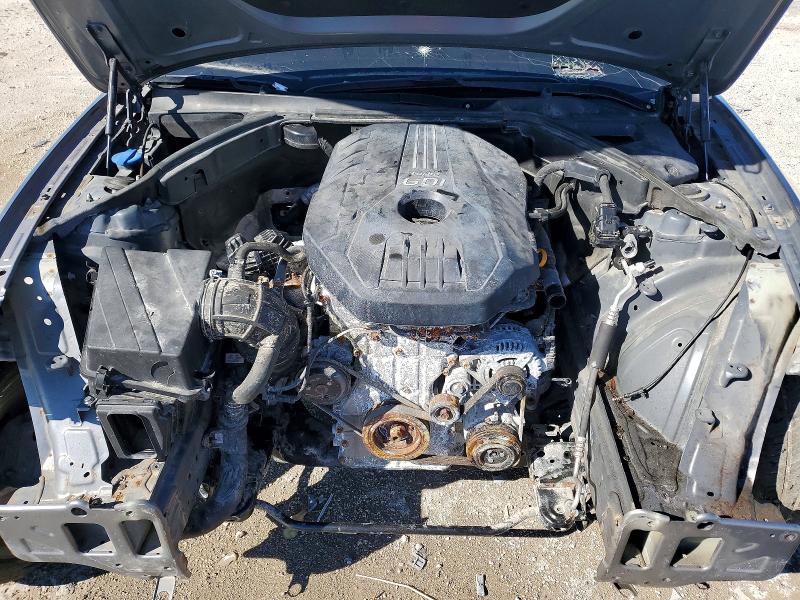 Photo 11 from auction – 2022 GENESIS G70 BASE with VIN KMTG34TA6NU093254