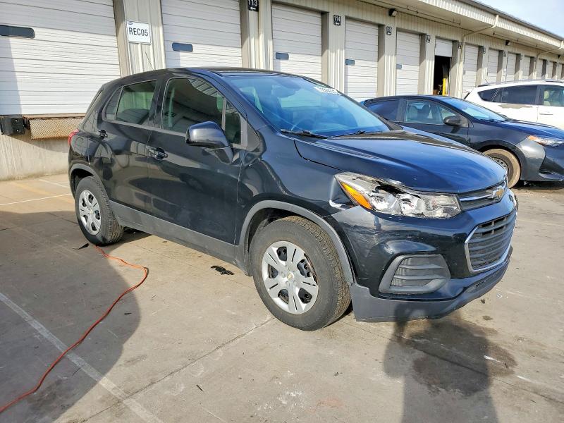 Photo 4 from auction – 2018 CHEVROLET TRAX LS with VIN 3GNCJKSB0JL211828