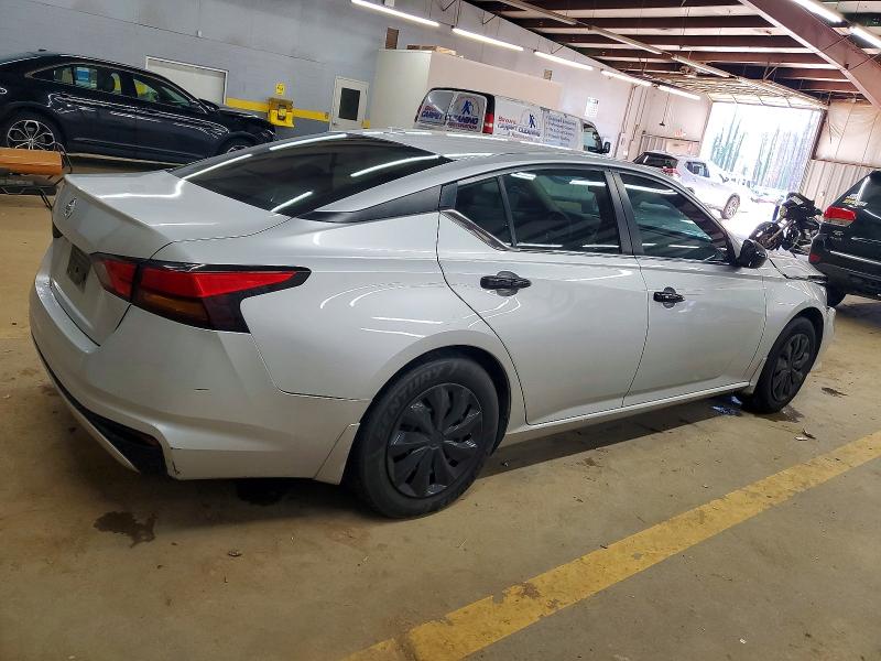 Photo 3 from auction – 2020 NISSAN ALTIMA with VIN 1N4BL4BV6LC270519