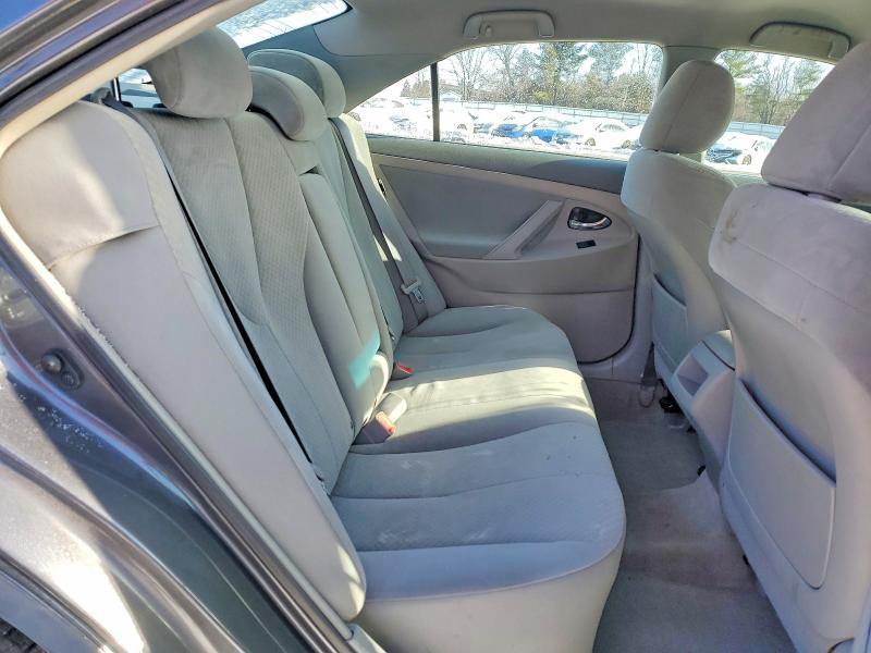 Photo 10 from auction – 2009 TOYOTA CAMRY with VIN 4T1BE46KX9U403074
