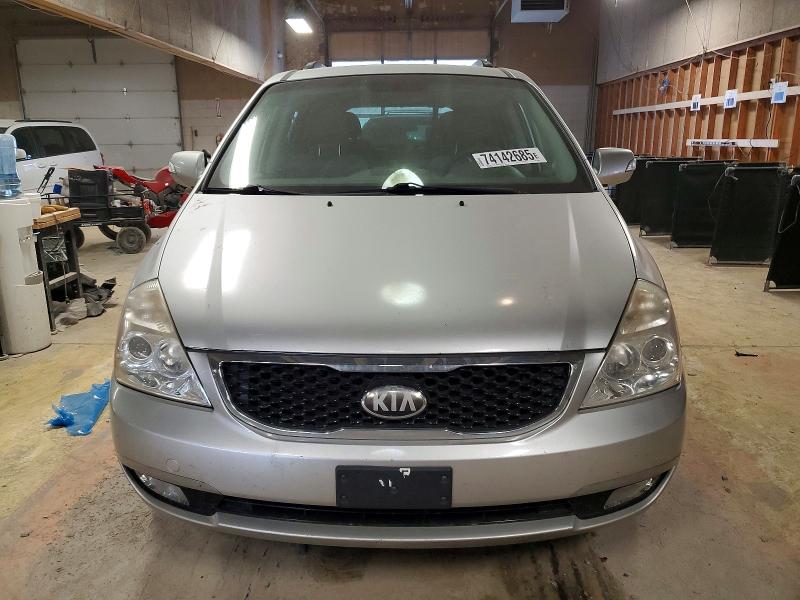 Photo 5 from auction – 2014 KIA SEDONA LX with VIN KNDMG4C70E6548887