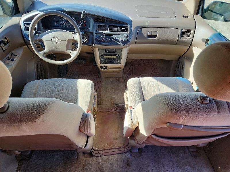 Photo 8 from auction – 2000 TOYOTA SIENNA CE with VIN 4T3GF19C5YU227580