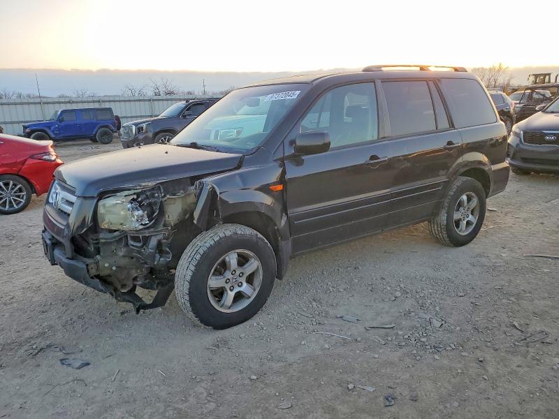 HONDA PILOT EX 2006 with VIN 5FNYF18536B001239 - Photo from auction