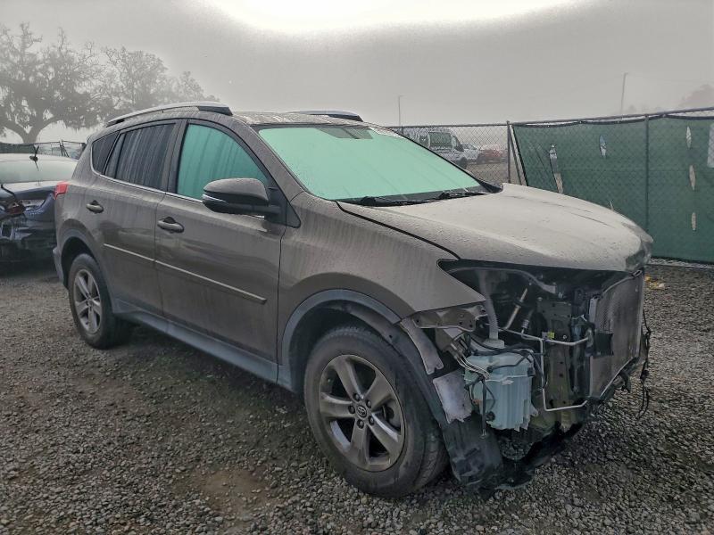 Photo 4 from auction – 2015 TOYOTA RAV4 XLE with VIN 2T3RFREV2FW248866
