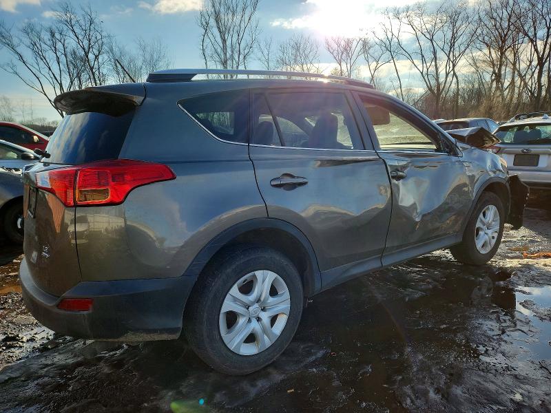 Photo 3 from auction – 2013 TOYOTA RAV4 LE with VIN JTMBFREV0DD015628