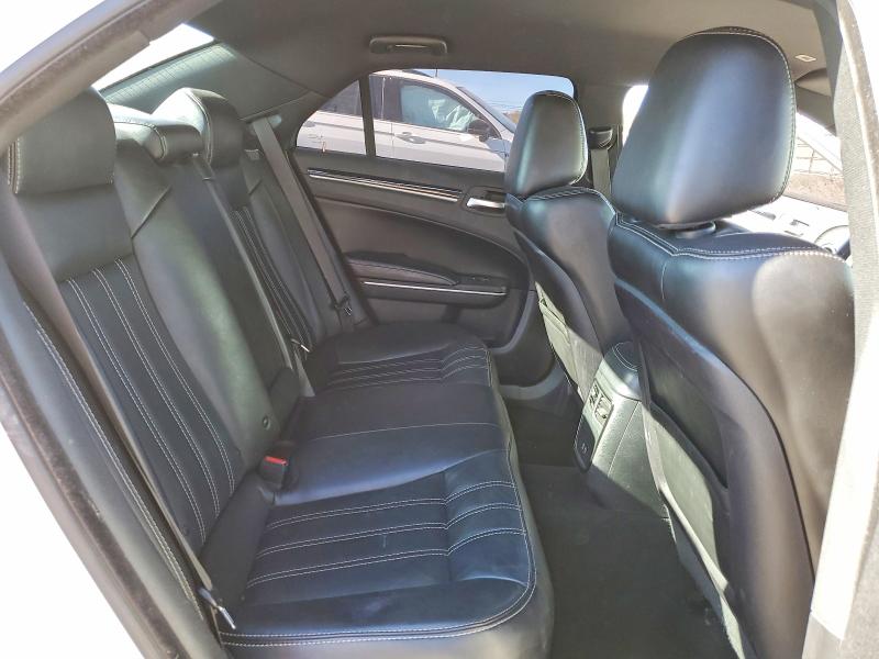 Photo 10 from auction – 2019 CHRYSLER 300 with VIN 2C3CCABG3KH708086