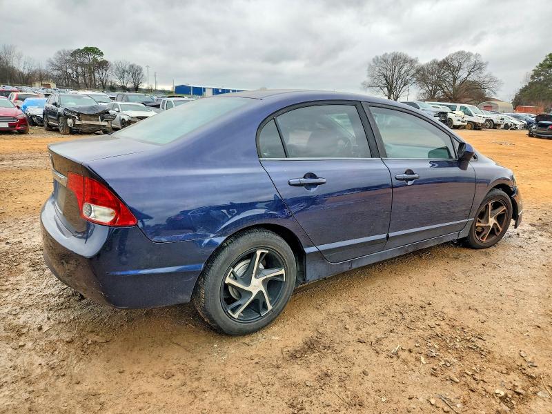 Photo 3 from auction – 2010 HONDA CIVIC with VIN 19XFA1F50AE010908