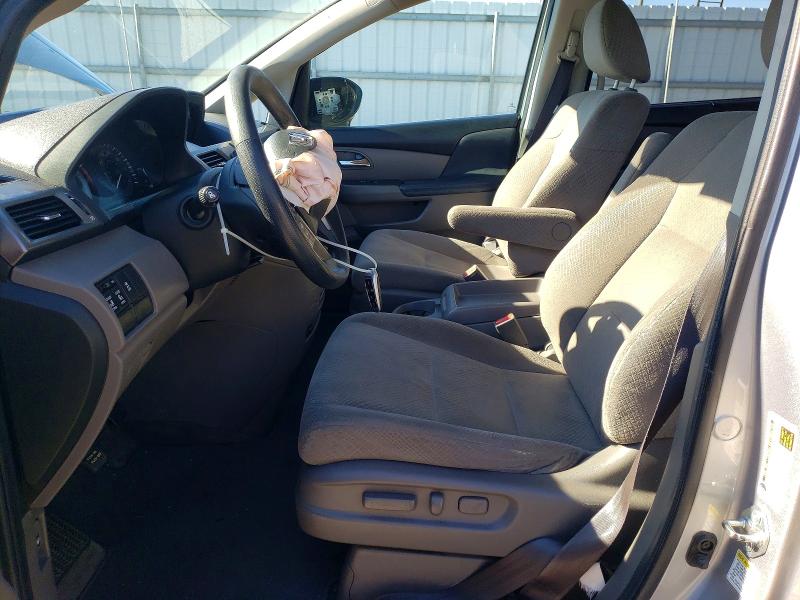 Photo 7 from auction – 2016 HONDA ODYSSEY with VIN 5FNRL5H36GB016533
