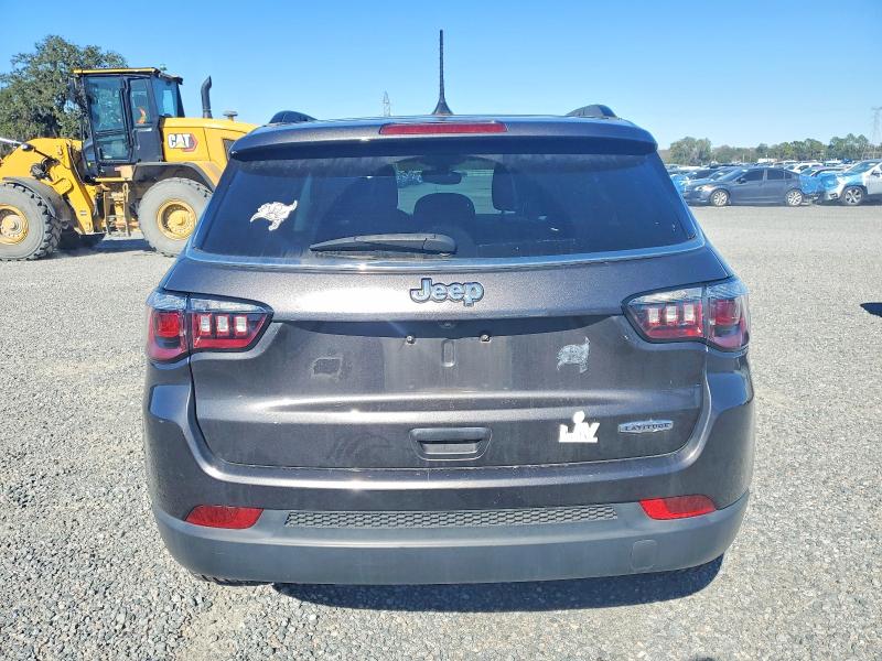 Photo 6 from auction – 2020 JEEP COMPASS LA with VIN 3C4NJCBB2LT247093