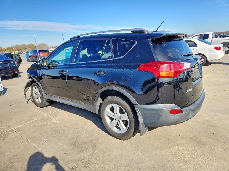 Photo 2 from auction – 2014 TOYOTA RAV4 XLE with VIN 2T3RFREV7EW168025