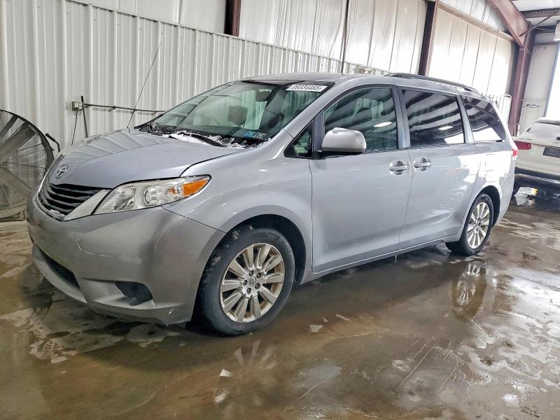 Photo 1 from auction – 2014 TOYOTA SIENNA LE with VIN 5TDJK3DC9ES088359