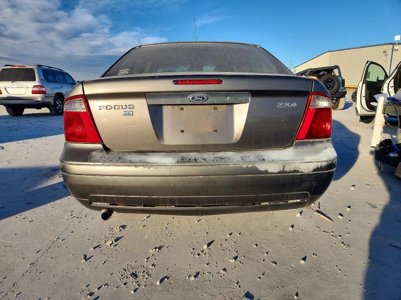 Photo 6 from auction – 2005 FORD FOCUS ZX4 with VIN 1FAFP34N65W275248