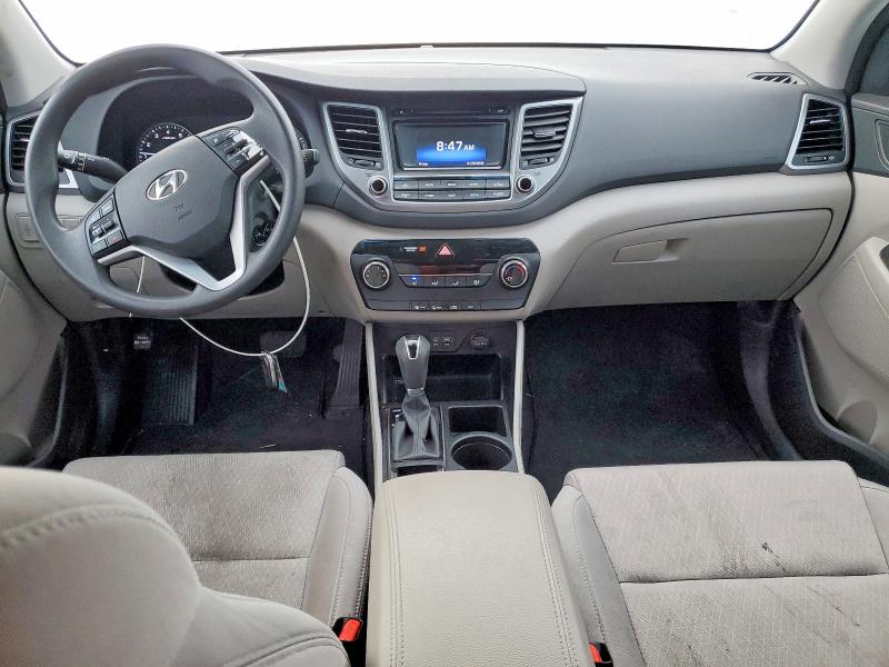 Photo 8 from auction – 2018 HYUNDAI TUCSON SE with VIN KM8J2CA48JU778909