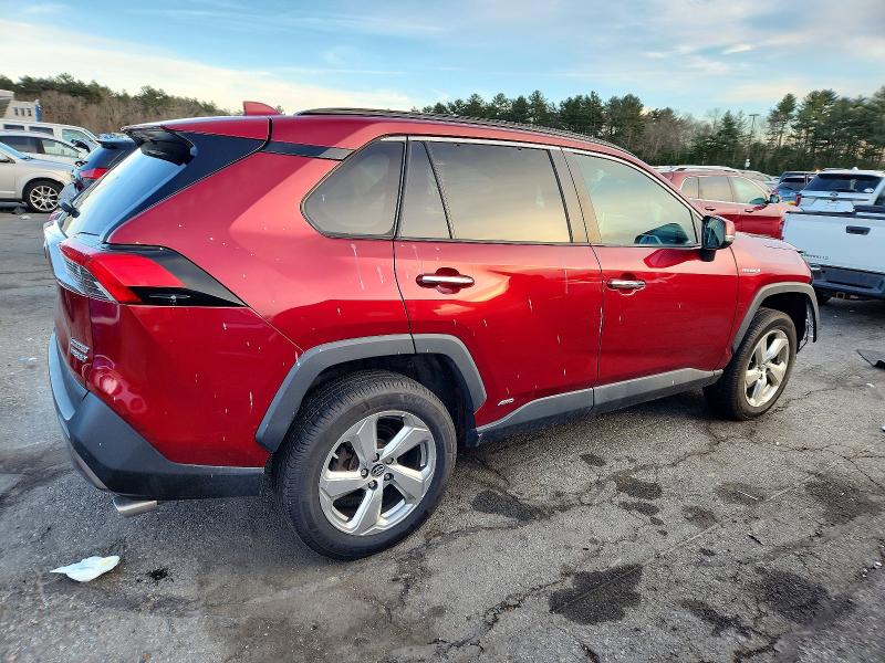 Photo 3 from auction – 2019 TOYOTA RAV4 LIMIT with VIN 2T3DWRFV0KW027415