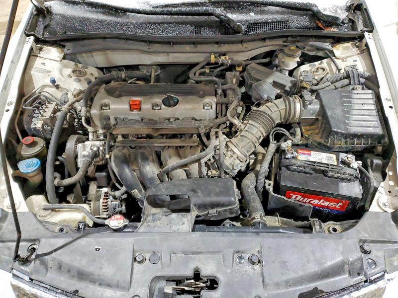 Zdjęcie 11 z aukcji – 2010 HONDA ACCORD LX z VIN 1HGCP2F38AA105808