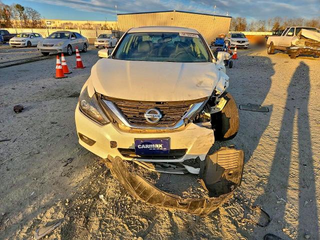Photo 5 from auction – 2017 NISSAN ALTIMA with VIN 1N4AL3AP0HC127663