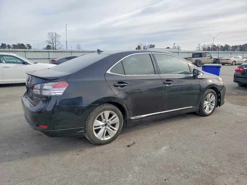 Photo 3 from auction – 2010 LEXUS HS 250H with VIN JTHBB1BAXA2036510