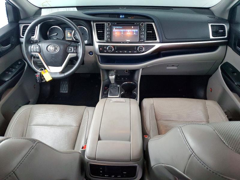 Photo 8 from auction – 2016 TOYOTA HIGHLANDER with VIN 5TDDKRFHXGS226910