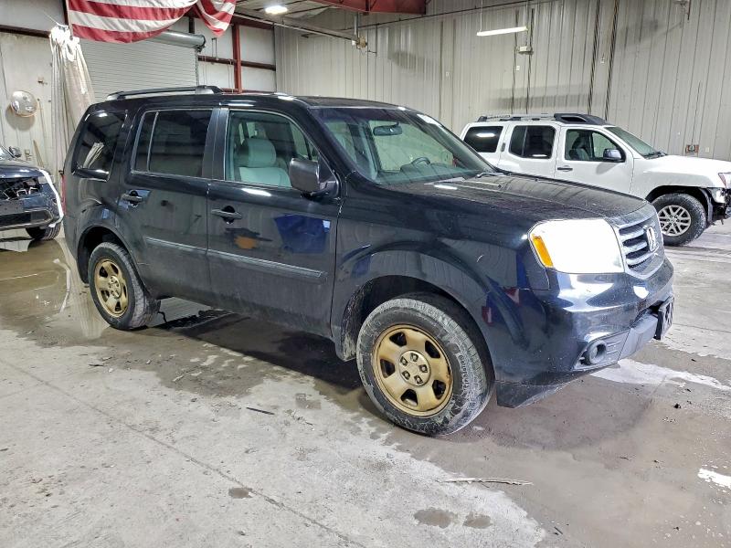 Photo 4 from auction – 2015 HONDA PILOT LX with VIN 5FNYF4H28FB043199