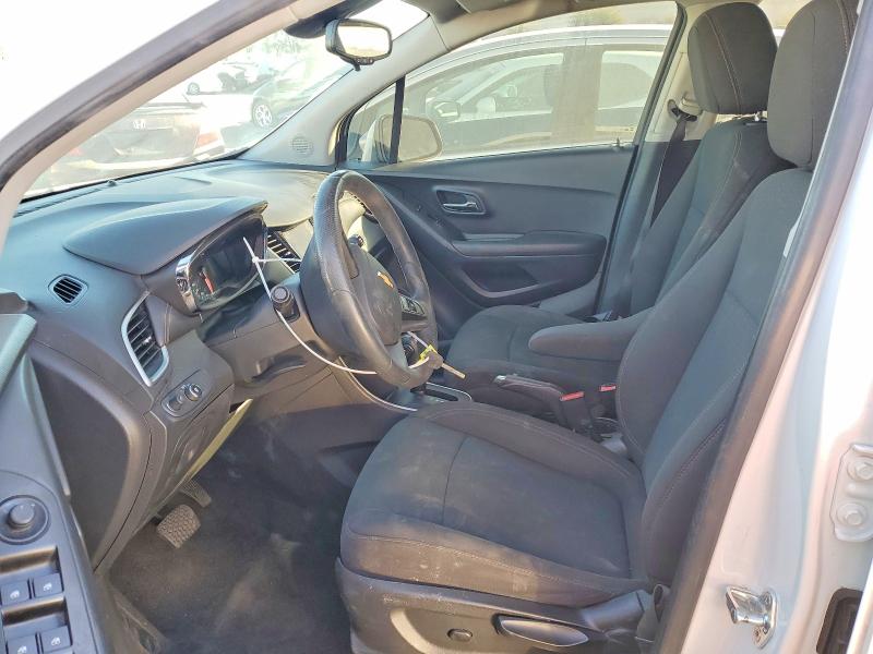 Photo 7 from auction – 2020 CHEVROLET TRAX with VIN KL7CJKSB2LB057939