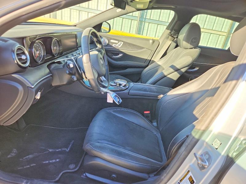 Photo 7 from auction – 2017 MERCEDES-BENZ E 300 with VIN WDDZF4JB3HA102434
