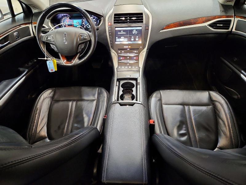 Photo 8 from auction – 2016 LINCOLN MKZ with VIN 3LN6L2J94GR604845
