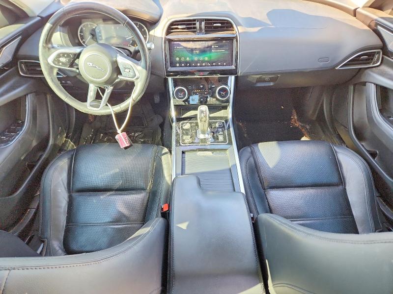 Photo 8 from auction – 2020 JAGUAR XE with VIN SAJAE4FX6LCP62397