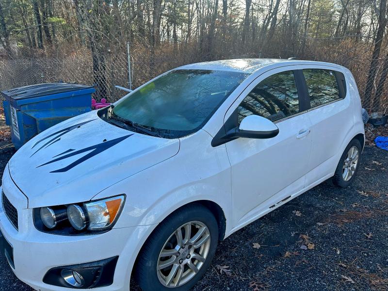 Photo 2 from auction – 2015 CHEVROLET SONIC LT with VIN 1G1JC6SH2F4126968