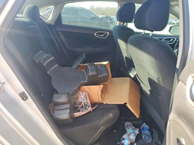 Photo 10 from auction – 2018 NISSAN SENTRA S with VIN 3N1AB7AP4JY343214