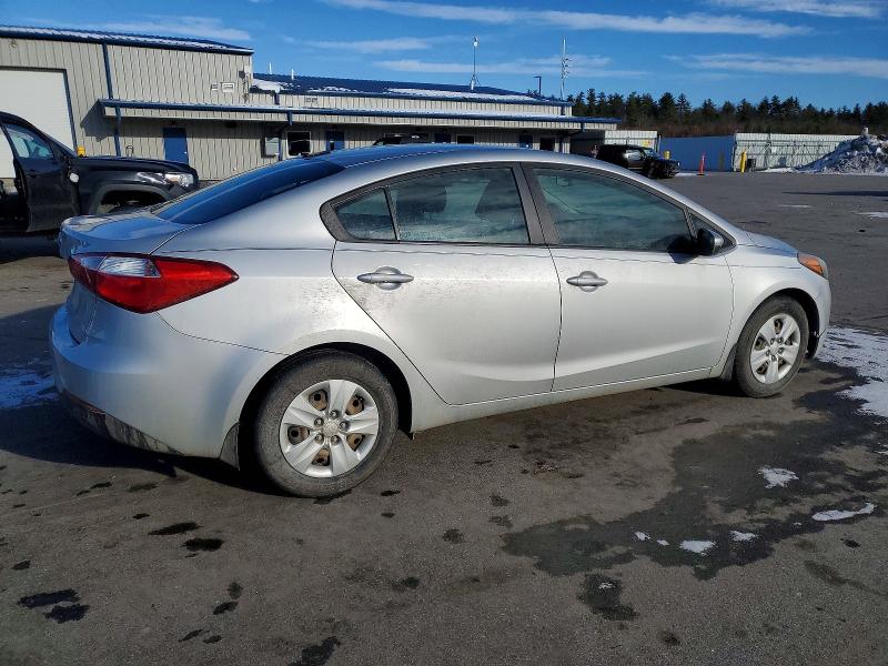Photo 3 from auction – 2016 KIA FORTE with VIN KNAFK4A63G5602609