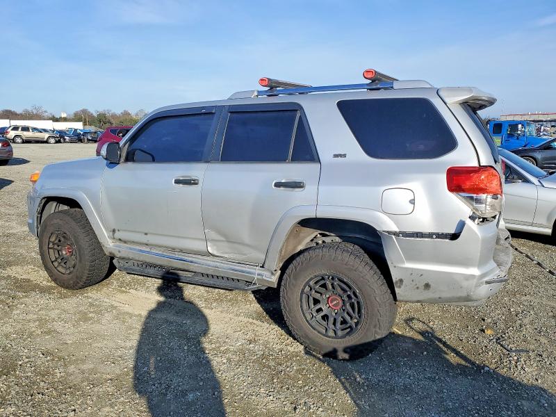 Photo 2 from auction – 2010 TOYOTA 4RUNNER SR with VIN JTEBU5JR2A5005322