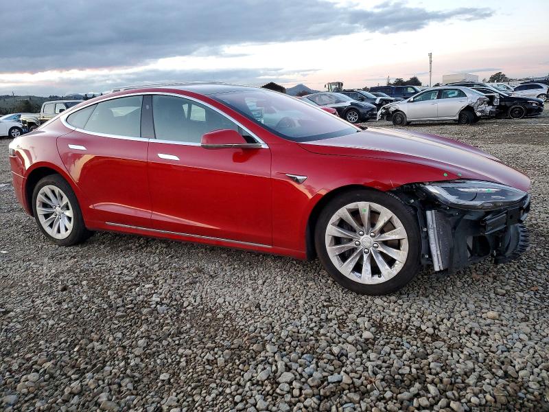 Photo 4 from auction – 2017 TESLA MODEL S with VIN 5YJSA1E28HF215032