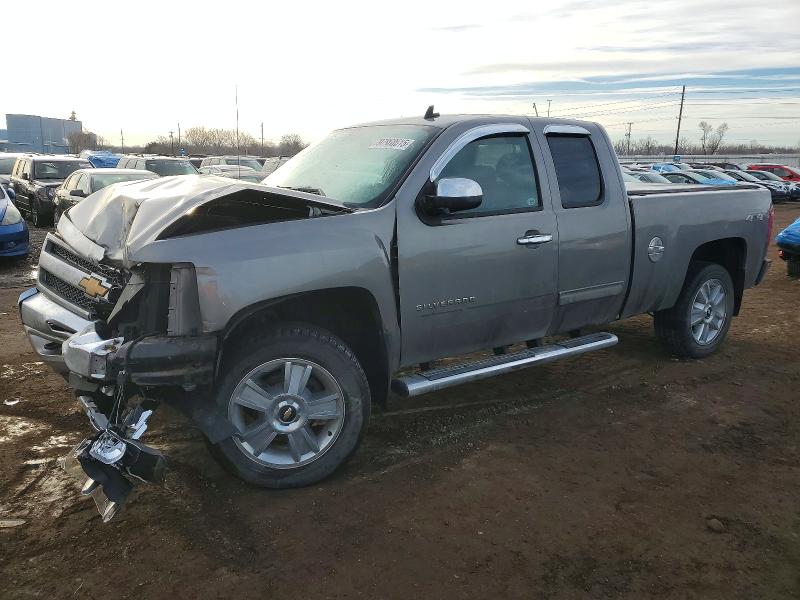 CHEVROLET SILVERADO 2012 with VIN 1GCRKSE7XCZ261865 - Photo from auction