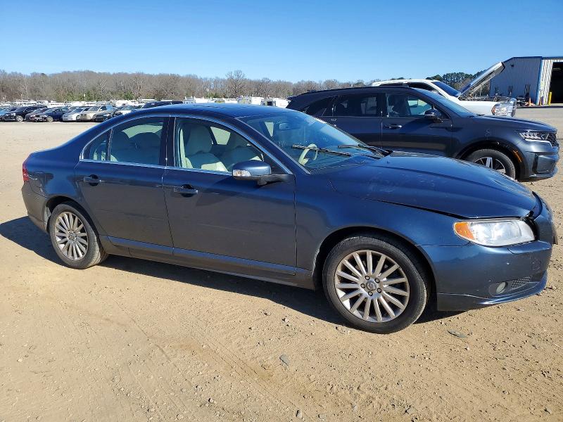Photo 4 from auction – 2008 VOLVO S80 3.2 with VIN YV1AS982081056710