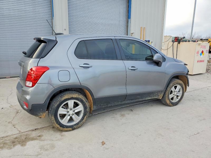 Photo 3 from auction – 2020 CHEVROLET TRAX LS with VIN 3GNCJNSB4LL174240