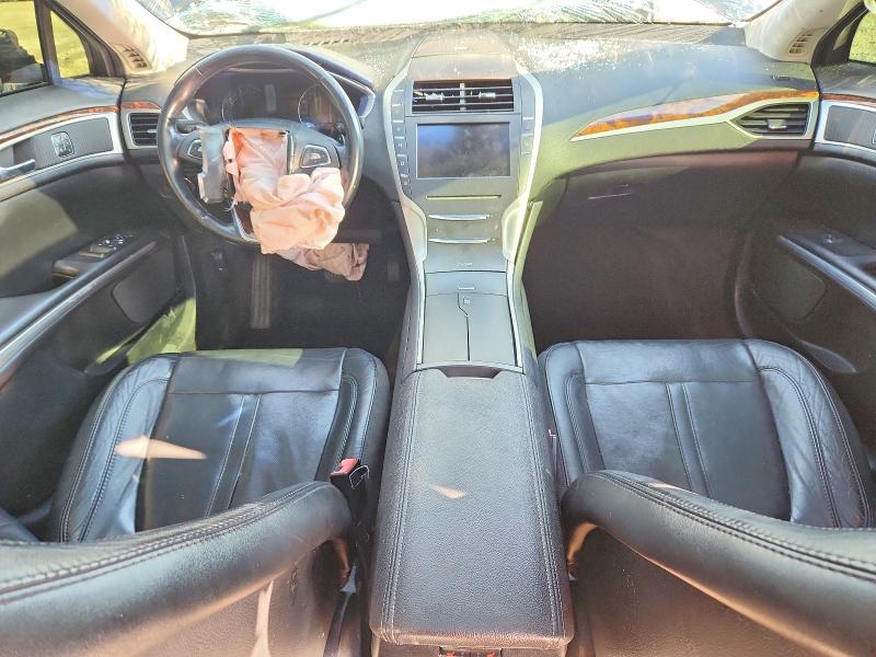 Photo 8 from auction – 2015 LINCOLN MKZ with VIN 3LN6L2GK4FR616809