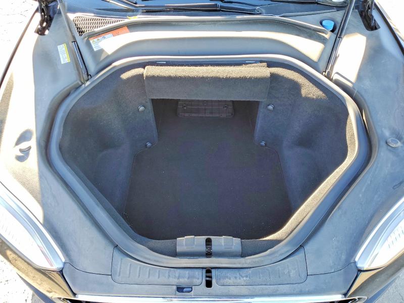 Photo 11 from auction – 2014 TESLA MODEL S with VIN 5YJSA1H12EFP55541