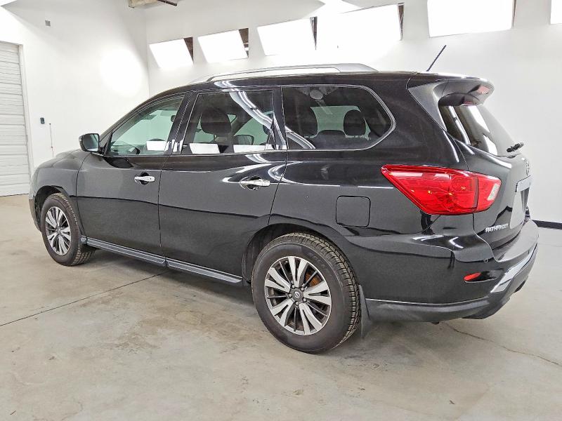 Photo 2 from auction – 2017 NISSAN PATHFINDER with VIN 5N1DR2MN1HC668002