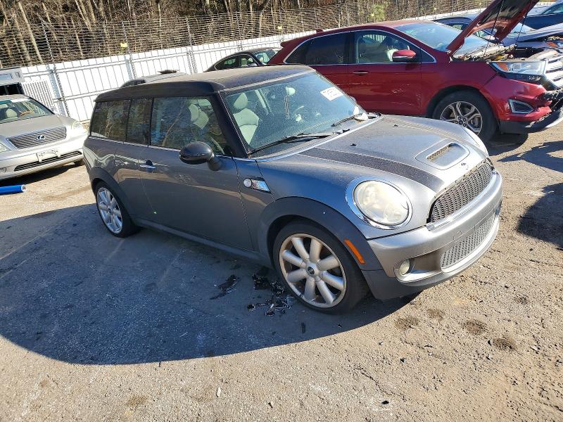 Photo 4 from auction – 2010 MINI COOPER S C with VIN WMWMM3C57ATZ33146