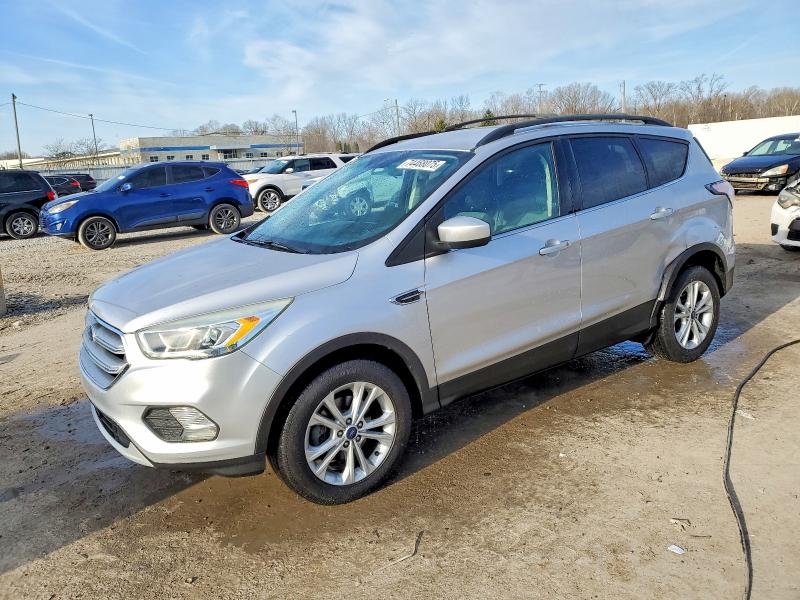 FORD ESCAPE 2017 with VIN 1FMCU0GD5HUB28261 - Photo from auction