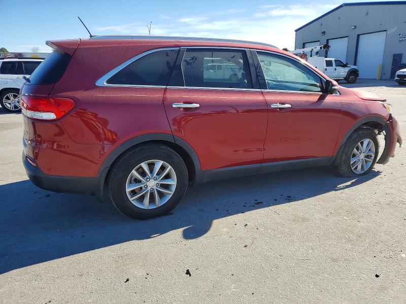 Photo 3 from auction – 2017 KIA SORENTO LX with VIN 5XYPG4A32HG257676