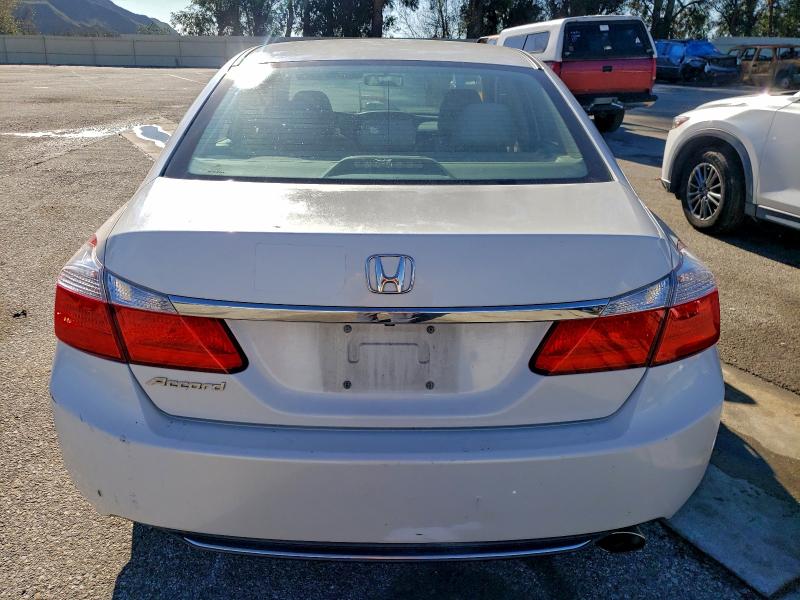 Photo 6 from auction – 2015 HONDA ACCORD LX with VIN 1HGCR2F32FA210734