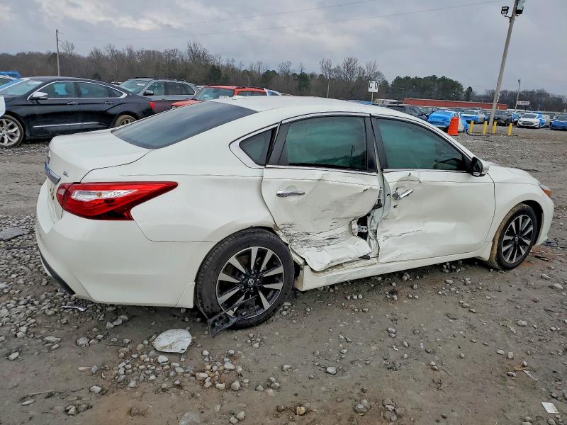 Photo 3 from auction – 2017 NISSAN ALTIMA with VIN 1N4AL3AP3HC491916