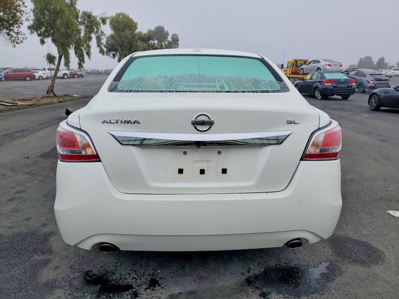 Photo 6 from auction – 2015 NISSAN ALTIMA 2.5 with VIN 1N4AL3AP0FC153757