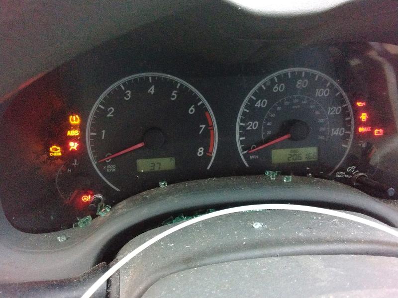 Photo 9 from auction – 2010 TOYOTA COROLLA with VIN 2T1BU4EE4AC324603