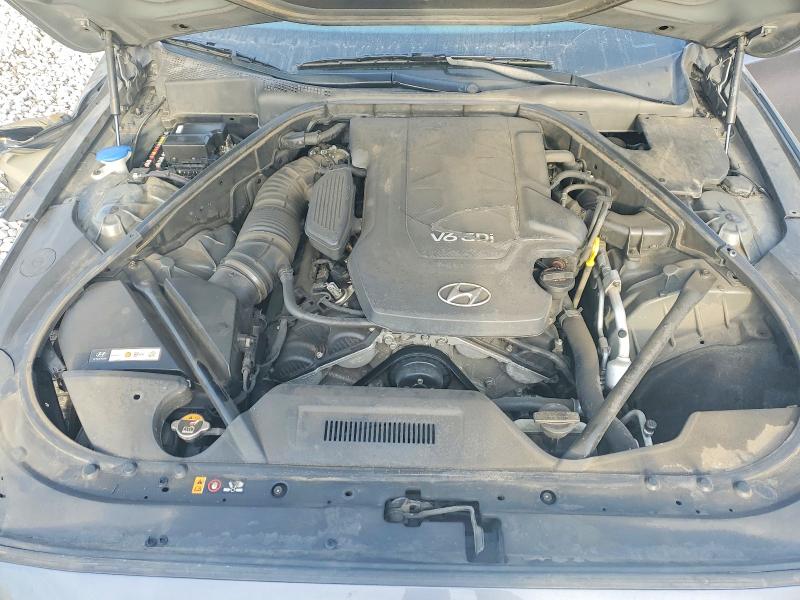 Photo 11 from auction – 2015 HYUNDAI GENESIS 3. with VIN KMHGN4JE6FU073825