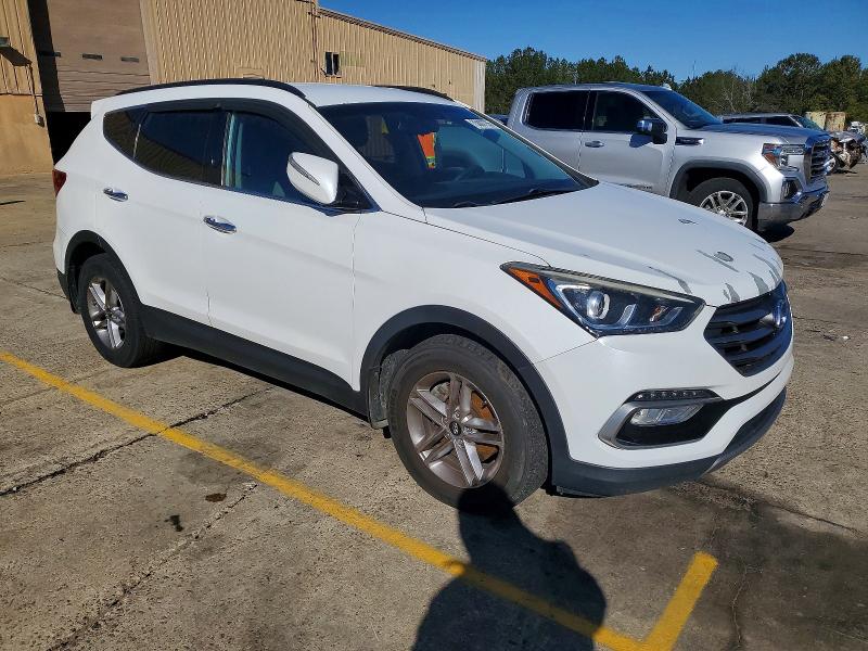 Photo 4 from auction – 2017 HYUNDAI SANTA FE S with VIN 5NMZU3LB2HH048718