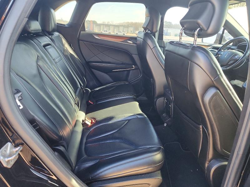 Photo 10 from auction – 2016 LINCOLN MKC RESERV with VIN 5LMCJ3C90GUJ18339
