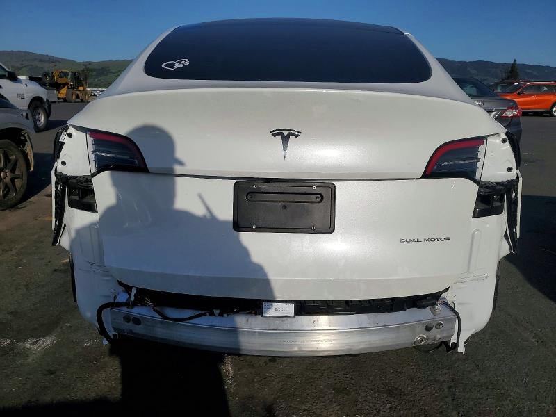 Photo 6 from auction – 2023 TESLA MODEL Y with VIN 7SAYGDEE8PF746270