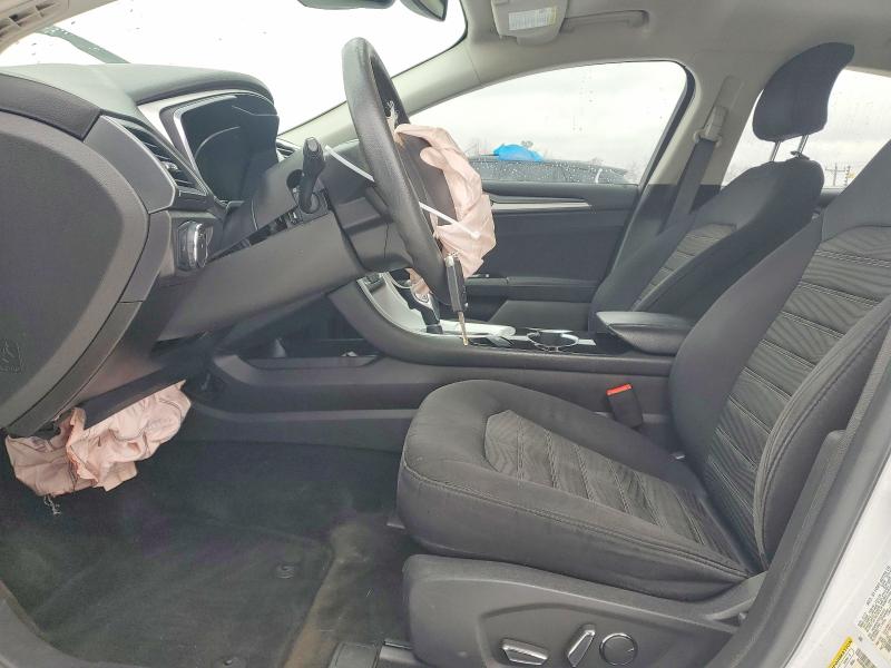 Photo 7 from auction – 2016 FORD FUSION SE with VIN 3FA6P0H79GR292495
